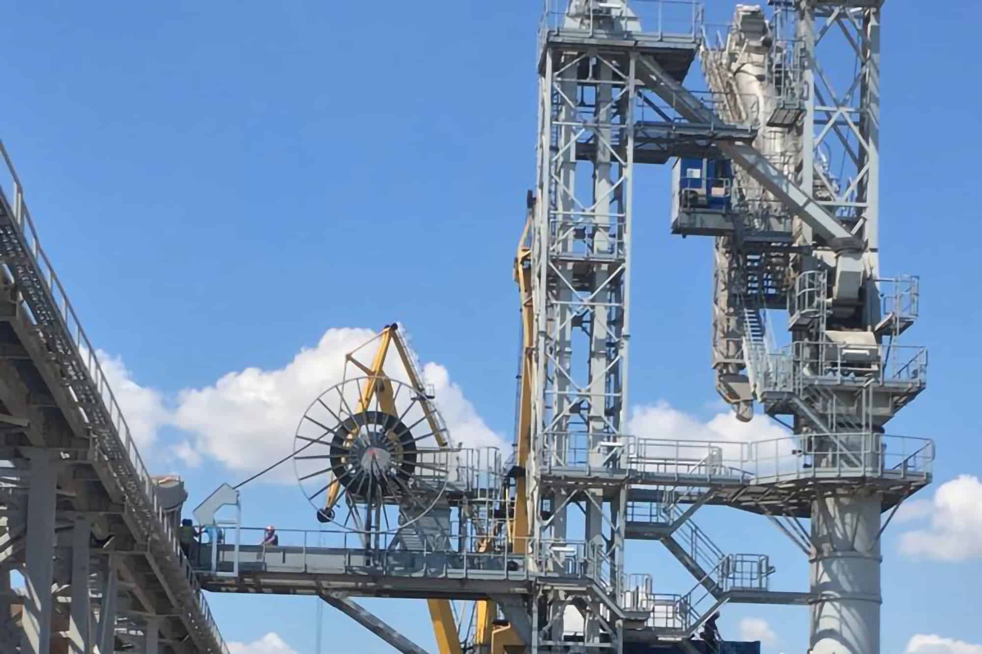 Inginerie structurală metalică Panamax de la un capăt la altul