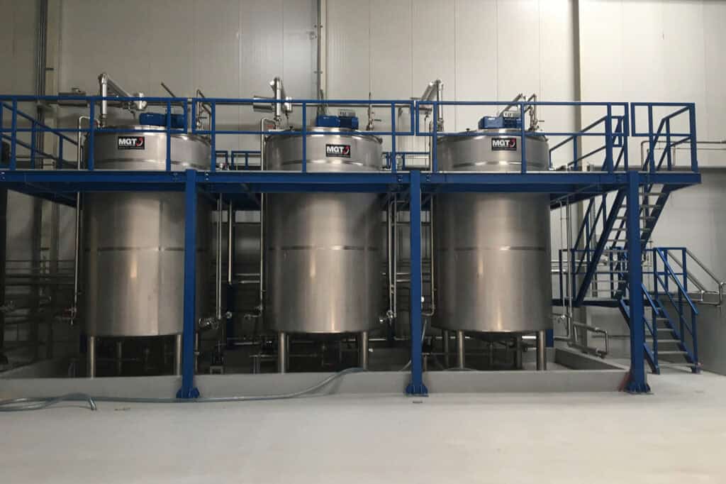 Linii de producție și centru logistic SANO