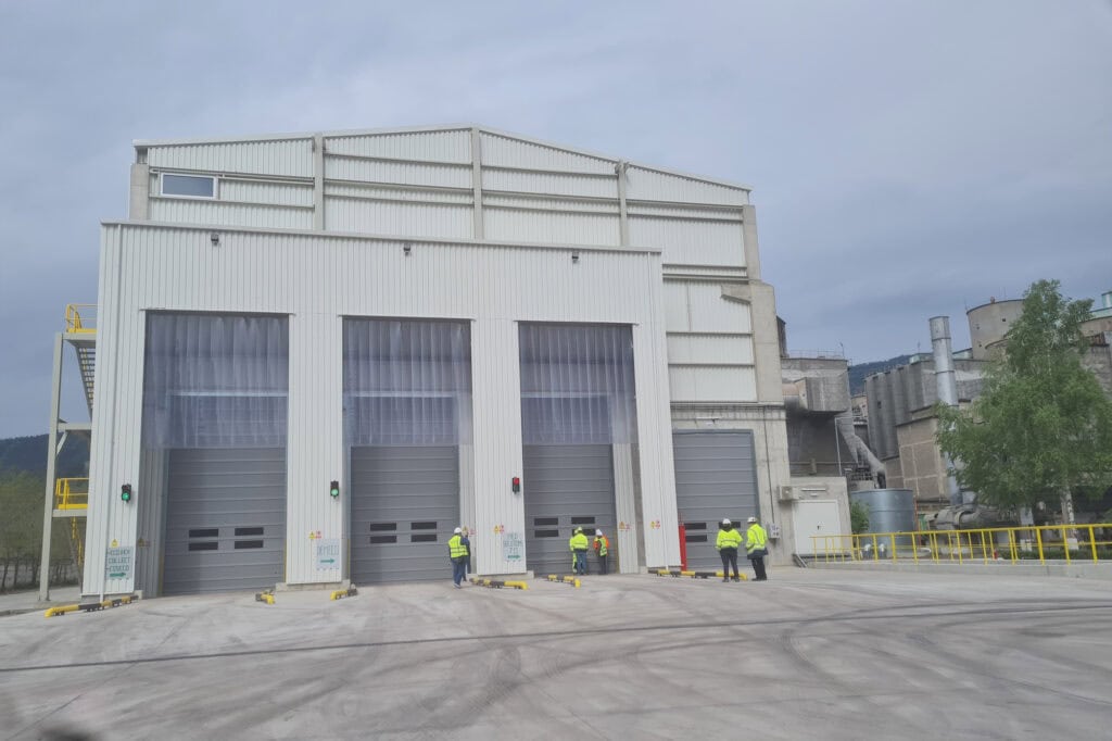 Unitate RDF (Combustibil Derivat din Deșeuri) pentru fabrica de ciment